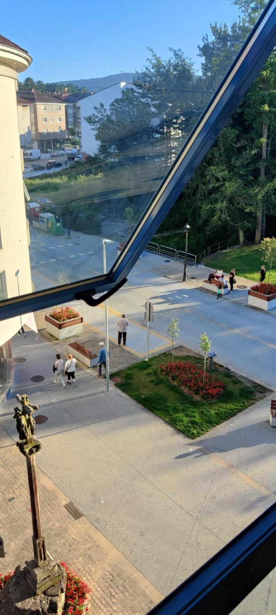 Piso Plaza 10 Apartment Amés Екстериор снимка
